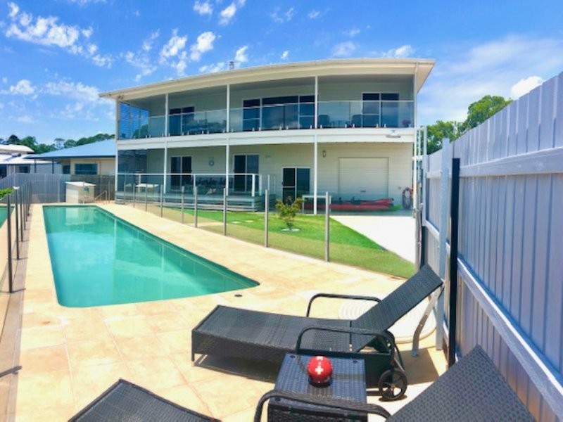 55 Bay Drive, Russell Island QLD 4184
