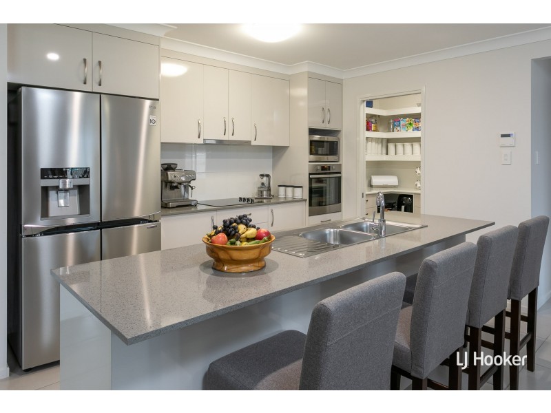 14 Noah Court, Redland Bay QLD 4165