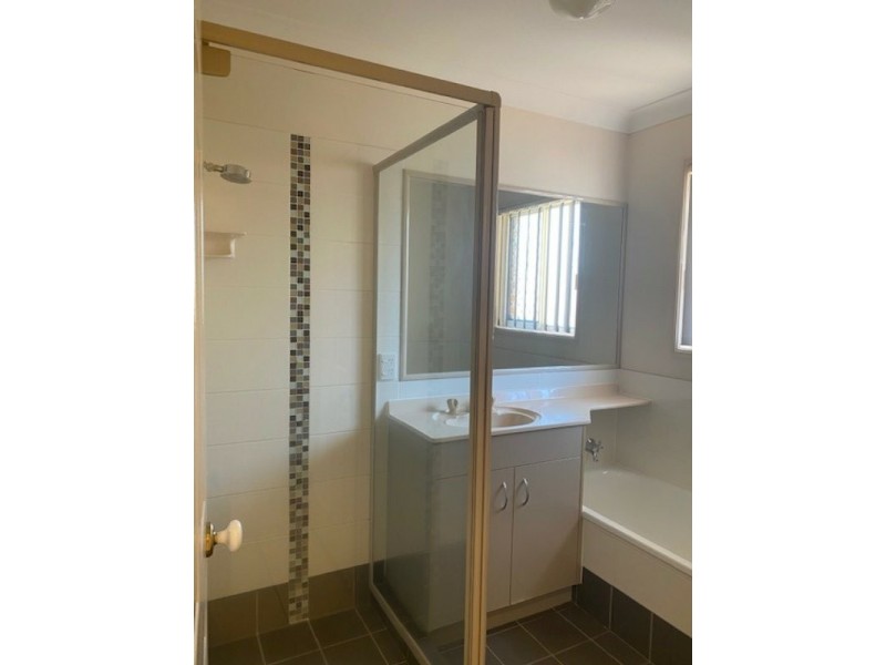 9 Seagull Street, Victoria Point QLD 4165