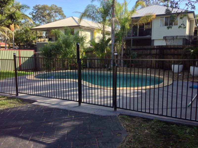 6 WILKIE STREET, Redland Bay QLD 4165