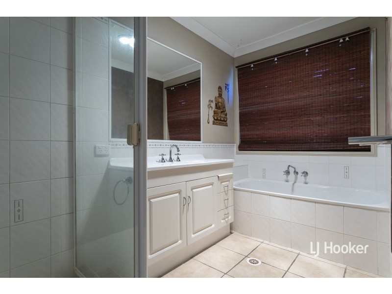 37 Portland Parade, Redland Bay QLD 4165