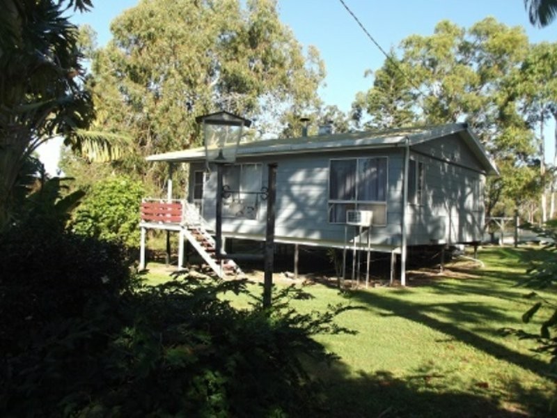 30 Barramundi Street, Macleay Island QLD 4184