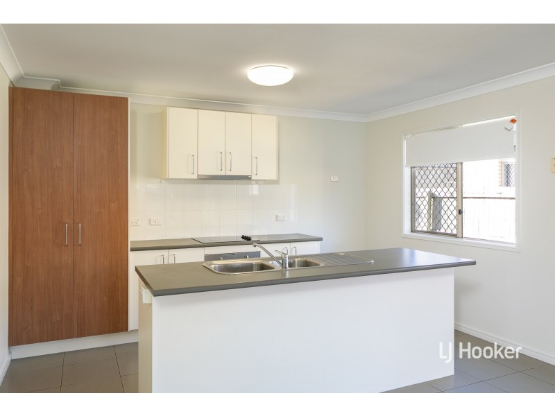 2 Camphor Court, Victoria Point QLD 4165