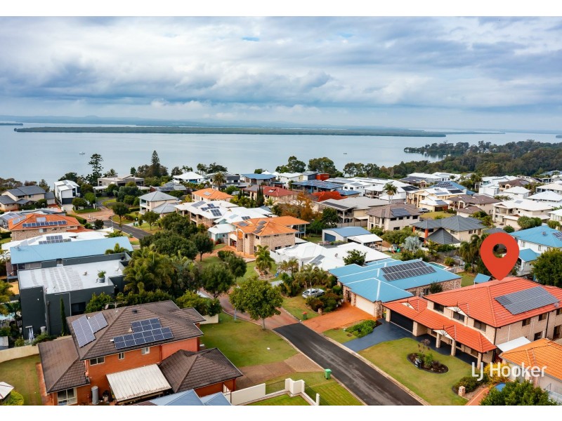 14 Wilohurst Drive, Redland Bay QLD 4165