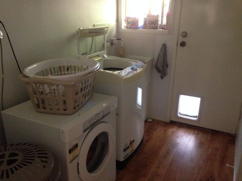 11 TERRIER COURT, Redland Bay QLD 4165