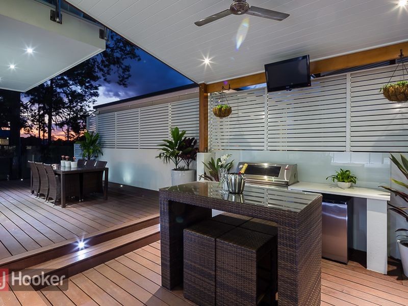 5 WHITE STREET, Victoria Point QLD 4165