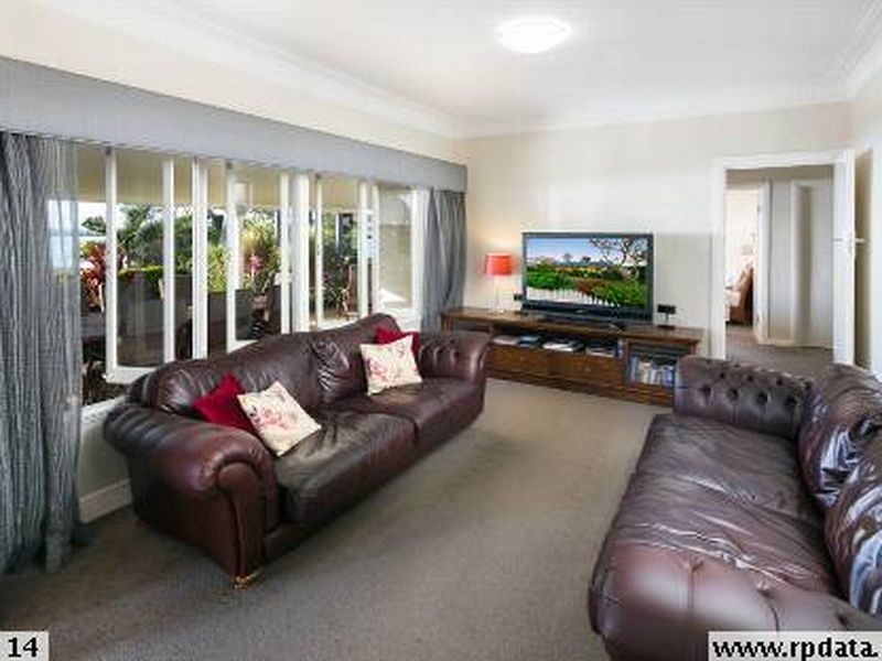 32-34 GRAY STREET, Redland Bay QLD 4165