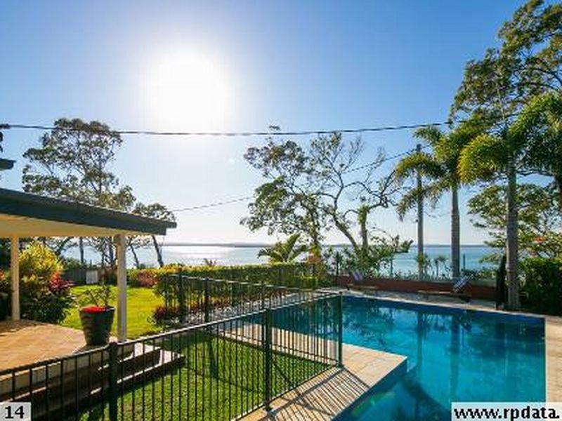 32-34 GRAY STREET, Redland Bay QLD 4165