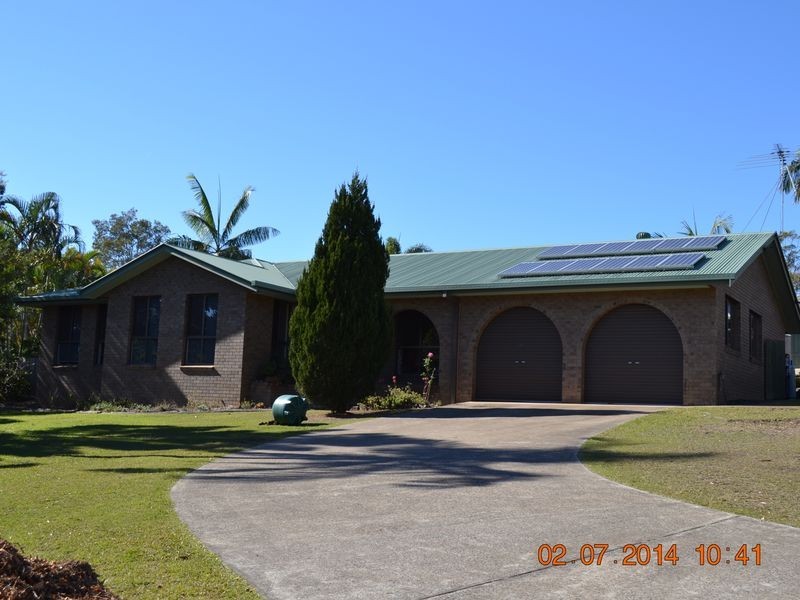 2 BANKSIA STREET, Redland Bay QLD 4165