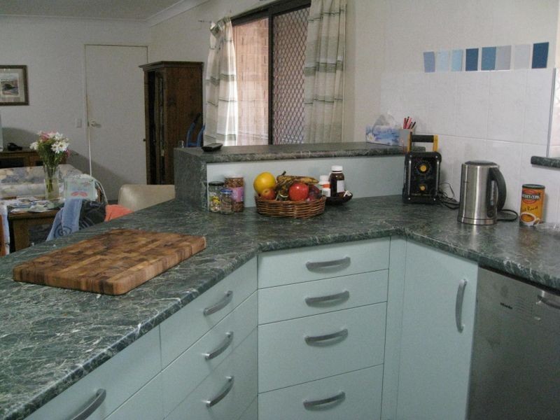 2 BANKSIA STREET, Redland Bay QLD 4165