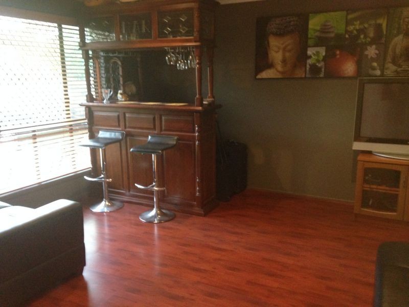 5 LANYARD PLACE, Redland Bay QLD 4165
