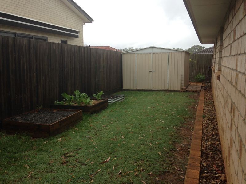 5 LANYARD PLACE, Redland Bay QLD 4165
