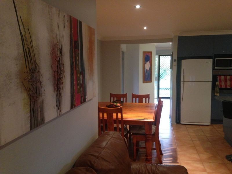 5 LANYARD PLACE, Redland Bay QLD 4165