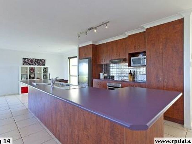 13 BRAEMAR COURT, Redland Bay QLD 4165