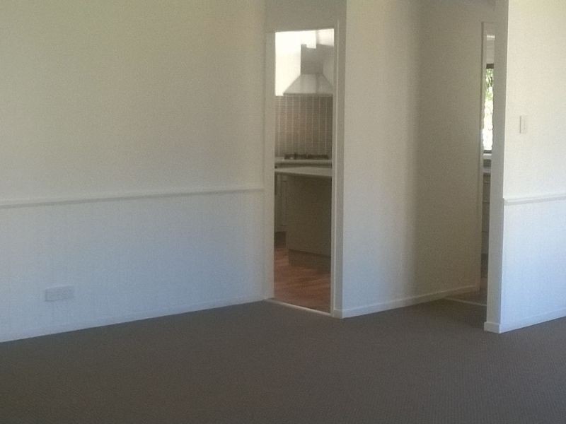 303 ESPLANANDE, Redland Bay QLD 4165