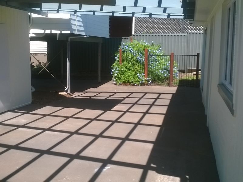 303 ESPLANANDE, Redland Bay QLD 4165
