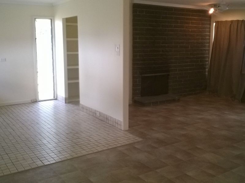 34 CLINTON STREET, Coopers Plains QLD 4108