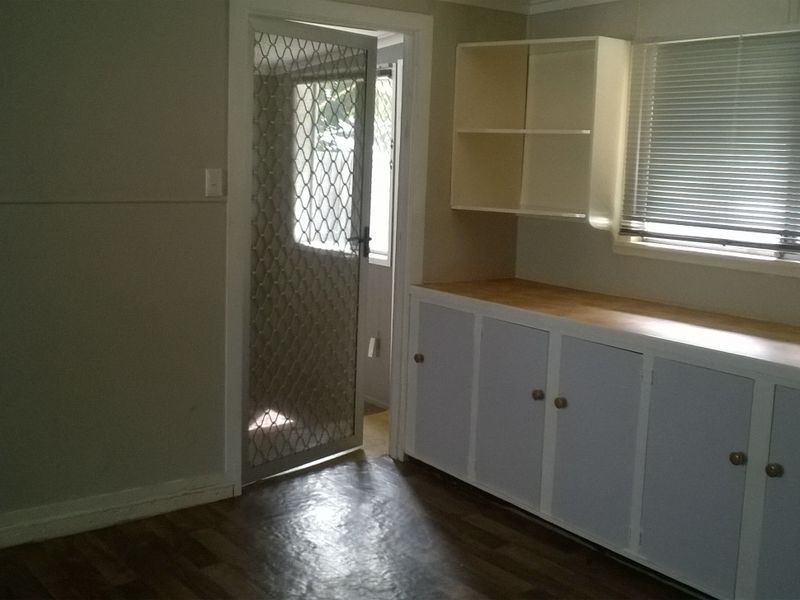 34 CLINTON STREET, Coopers Plains QLD 4108