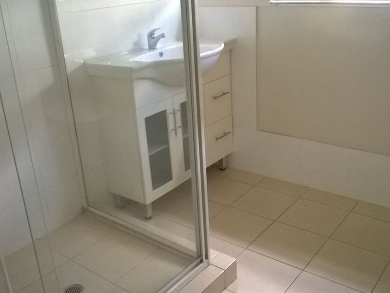 34 CLINTON STREET, Coopers Plains QLD 4108