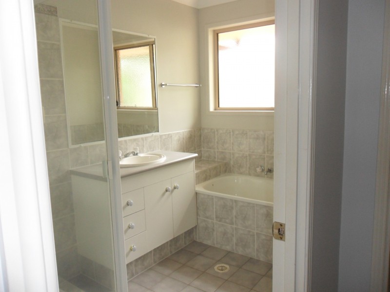 122 MILL STREET, Redland Bay QLD 4165