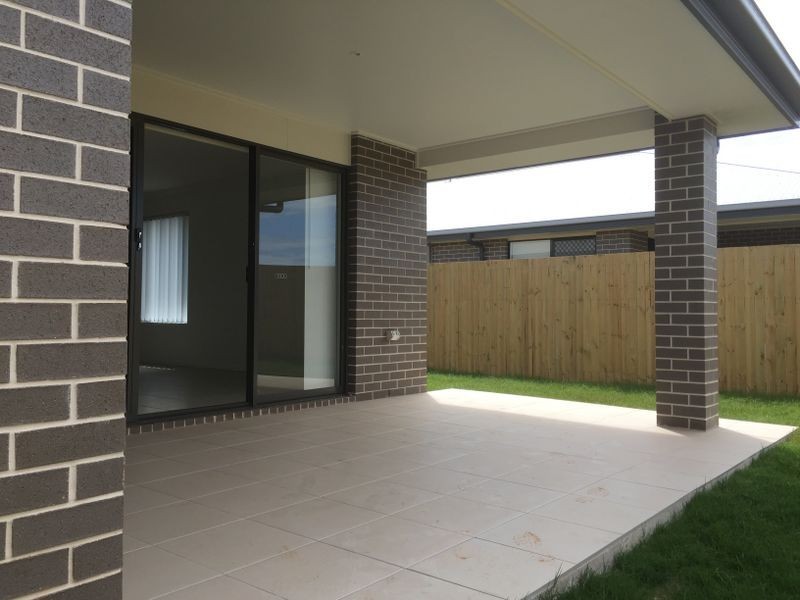 65 BANKSWOOD DRIVE, Redland Bay QLD 4165