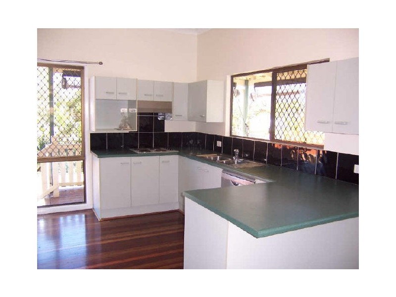 3 Gladstone Street, Redland Bay QLD 4165