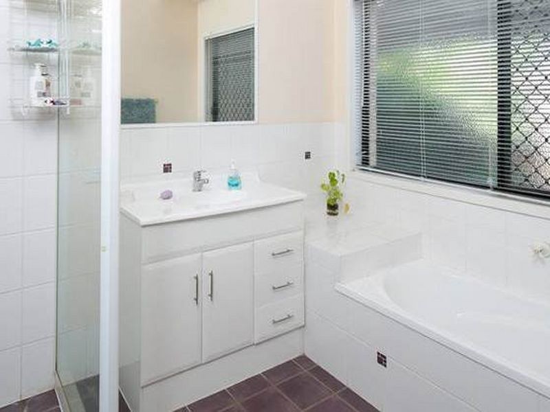 62 HABITAT DRIVE, Redland Bay QLD 4165