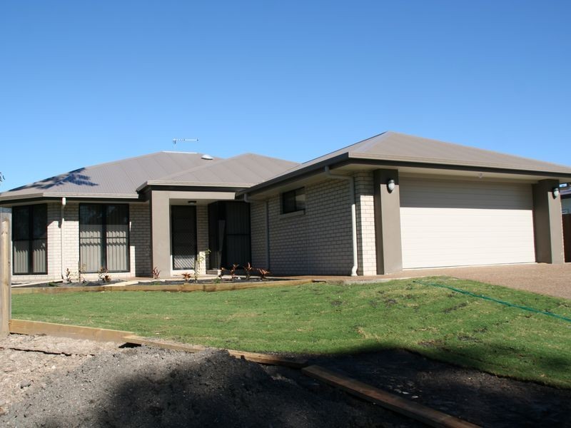 15 Pyrus Place, Redland Bay QLD 4165
