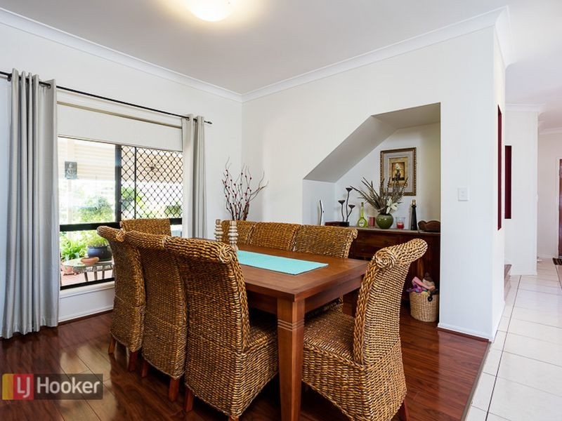 72 Penzance Drive, Redland Bay QLD 4165