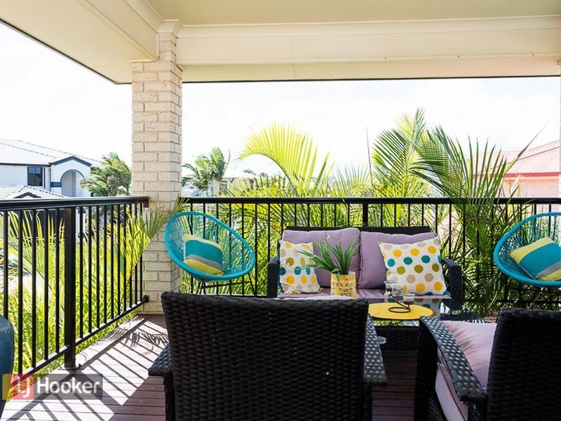 72 Penzance Drive, Redland Bay QLD 4165