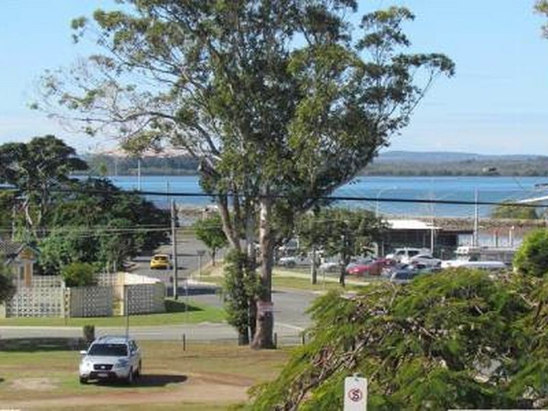 103 Hamilton Street, Redland Bay QLD 4165