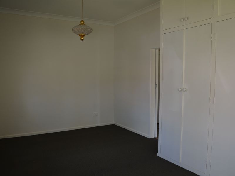 10 Stradbroke Street, Redland Bay QLD 4165