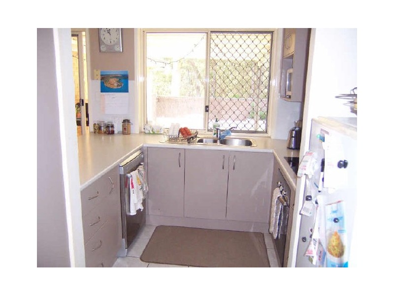 16 Dianella Place, Capalaba QLD 4157