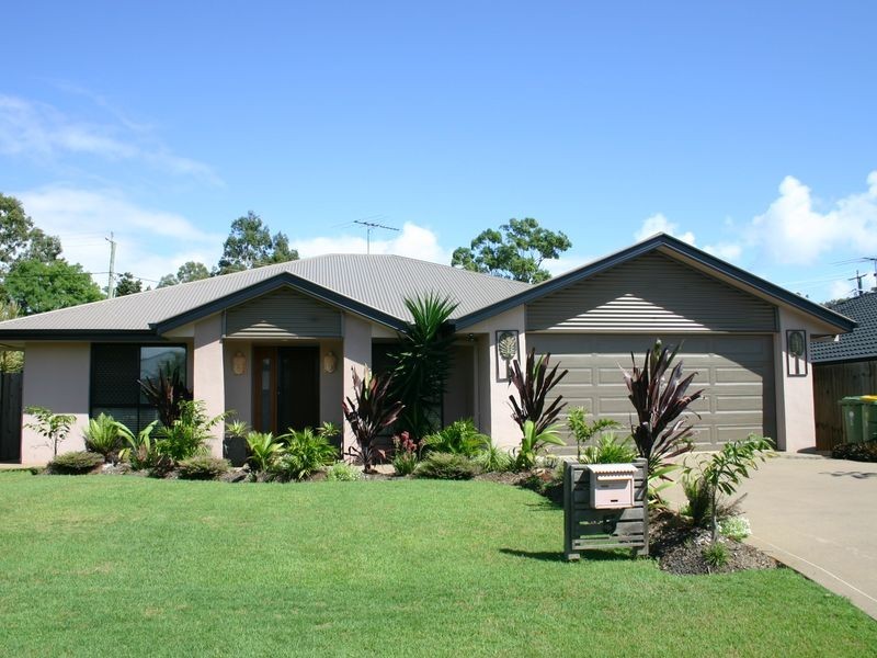 5 CASWELL CRESCENT, Redland Bay QLD 4165