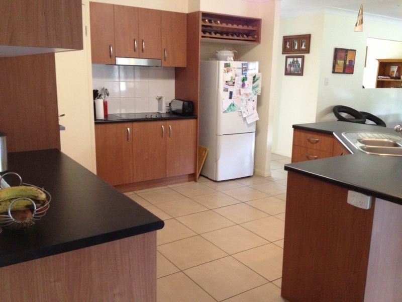 5 CASWELL CRESCENT, Redland Bay QLD 4165