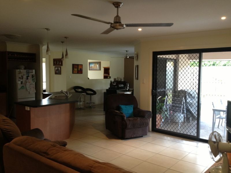 5 CASWELL CRESCENT, Redland Bay QLD 4165