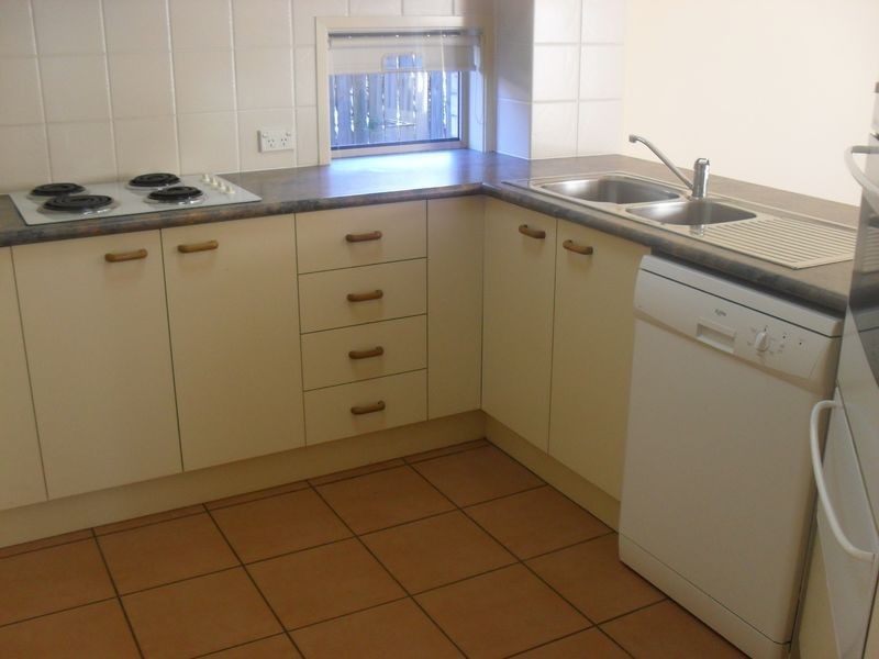 2 SIGNATA COURT, Capalaba QLD 4157