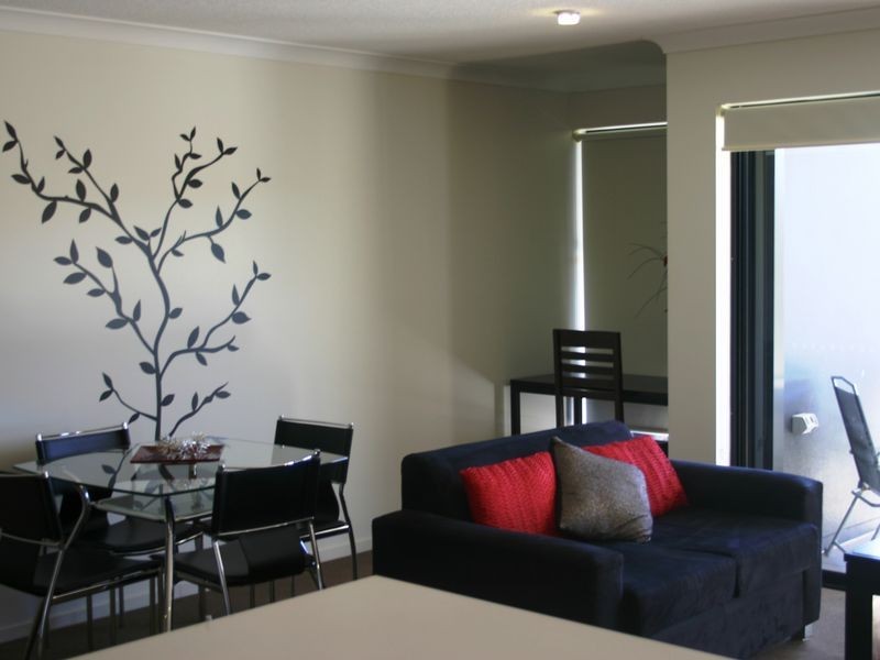 10/203 Shore Street West, Cleveland QLD 4163