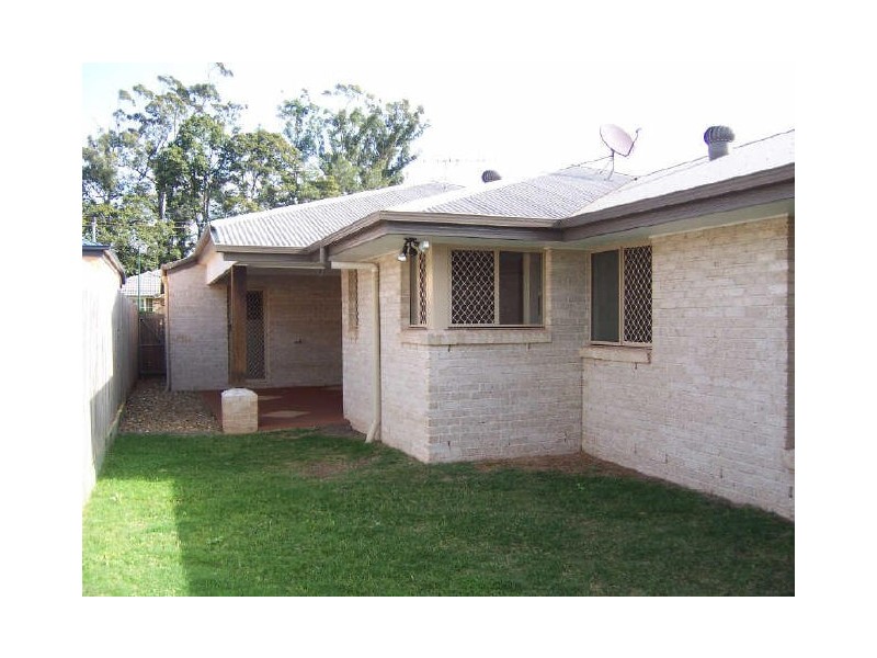 24 Spinnaker Circuit, Redland Bay QLD 4165