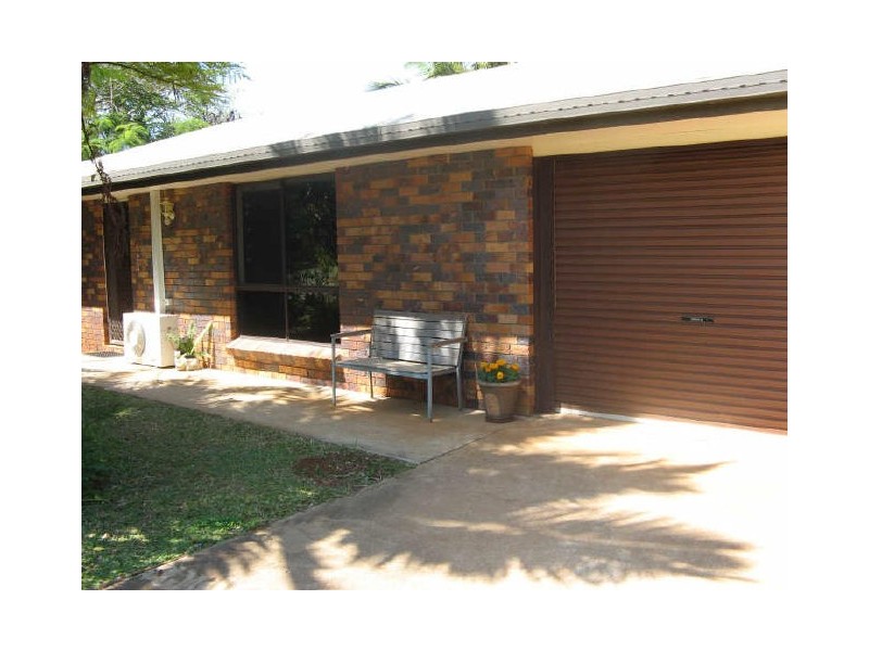 2 Michael Avenue, Lamb Island QLD 4184