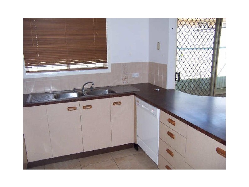 198 Mill Street, Redland Bay QLD 4165