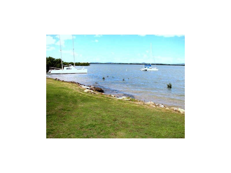 7a Waterfront Easement, Redland Bay QLD 4165
