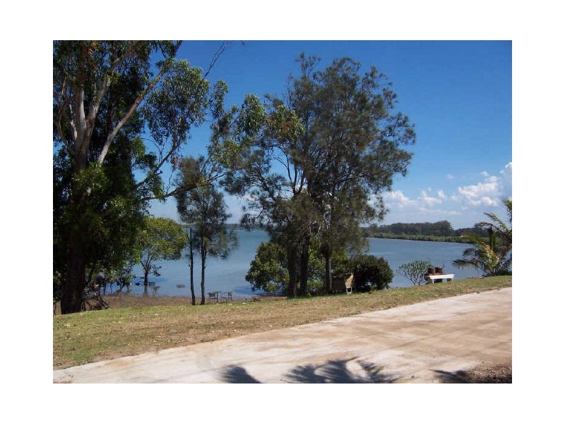 7a Waterfront Easement, Redland Bay QLD 4165