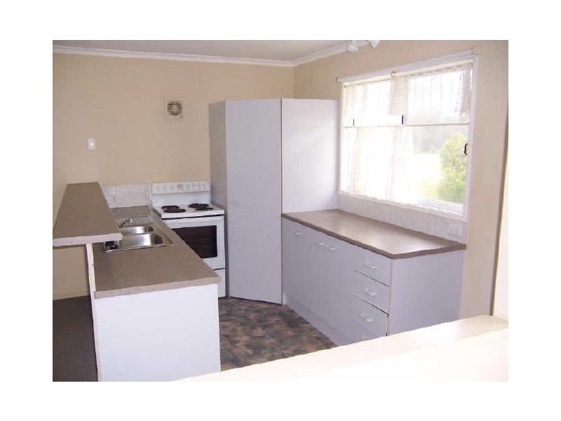 16 Meissner Street, Redland Bay QLD 4165