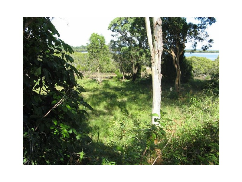 50 Charles Terrace, Macleay Island QLD 4184