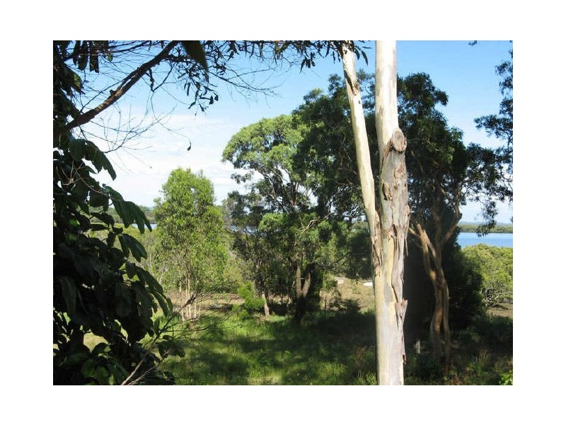 50 Charles Terrace, Macleay Island QLD 4184