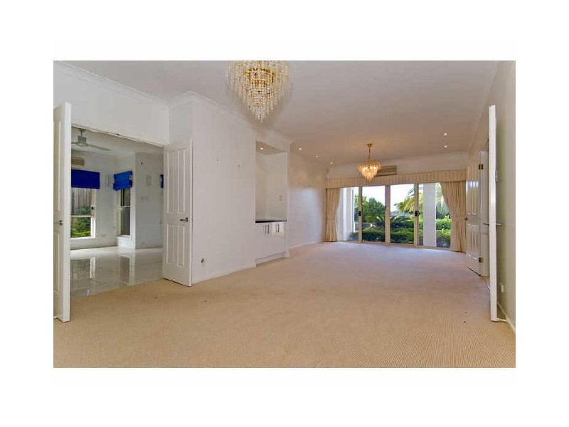 6 Bribie Close, Redland Bay QLD 4165
