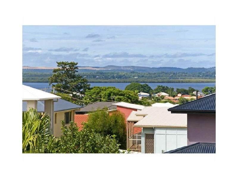 6 Bribie Close, Redland Bay QLD 4165