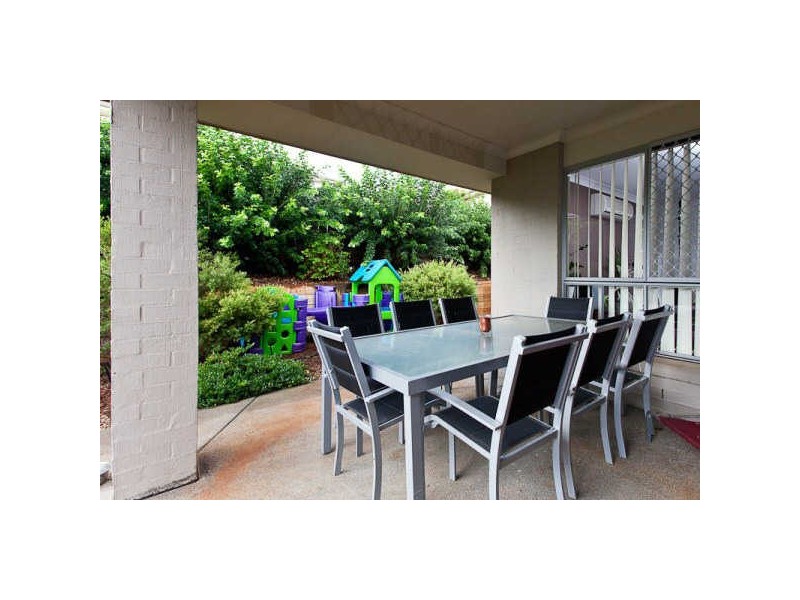 14 Whitsunday Place, Redland Bay QLD 4165