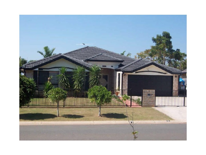 7 Kimbolton Drive, Redland Bay QLD 4165